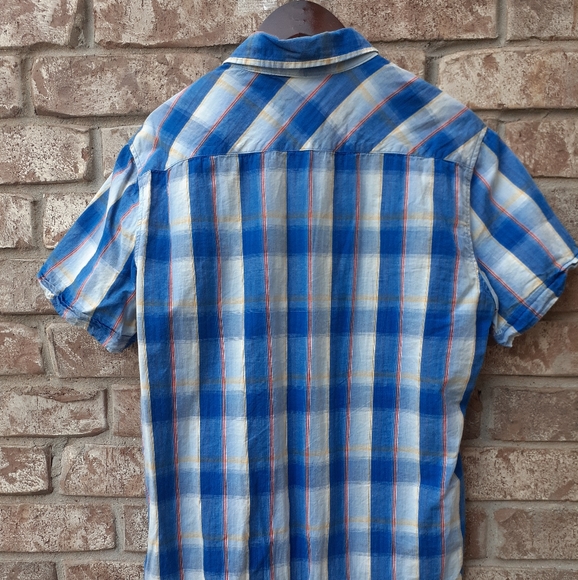 Short sleeve patterned button down. - Picture 2 of 2